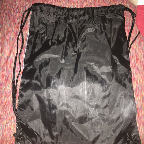 Drawstring backpack - Picture 2 of 2